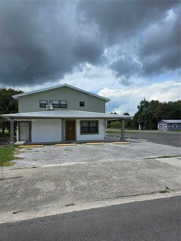 318 N 11th st, Palatka, FL 32177