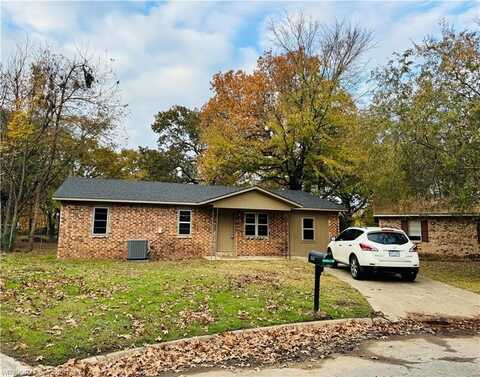 123 Gamma Cir, Roland, OK 74954