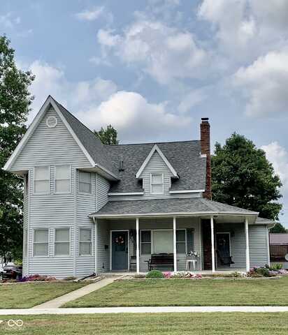 210 W Main Street, Worthington, IN 47471