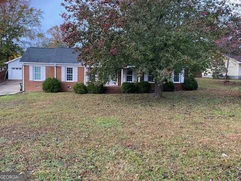 813 Sherwood Dr, Elberton, GA 30635