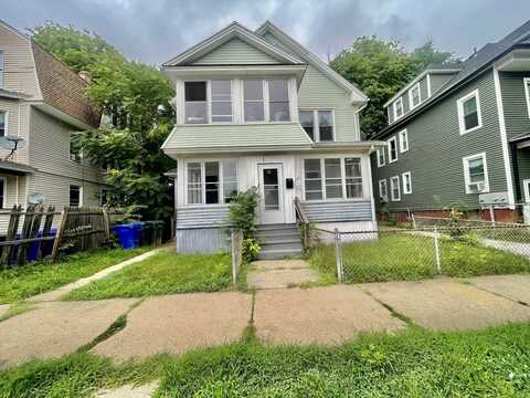 129 Ranney St, Springfield, MA 01108