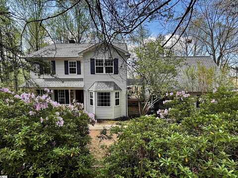 112 Holcombe Road, Travelers Rest, SC 29690