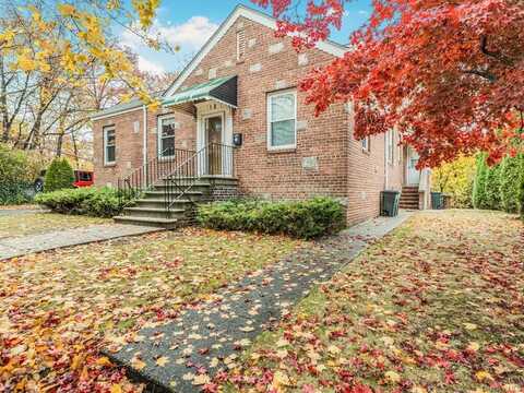 68 New Avenue, Yonkers, NY 10704