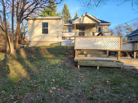 644 Louisa Street, Ionia, MI 48846