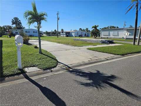 2771 Deerfield, NORTH FORT MYERS, FL 33917