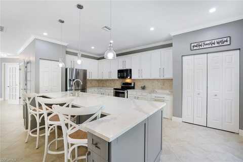 1350 Triandra, NAPLES, FL 34119