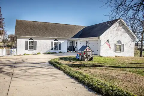 2608 Lee Anna Drive, West Plains, MO 65775