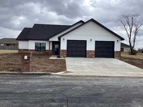 2608 Ferris Drive, Mountain Grove, MO 65711