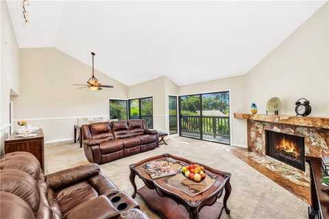 3 Palos, Irvine, CA 92612