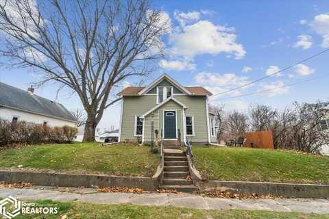 806 12th Street, Eldora, IA 50627