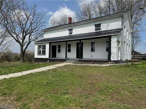 7951 Creek Road, Williamsfield, OH 44093