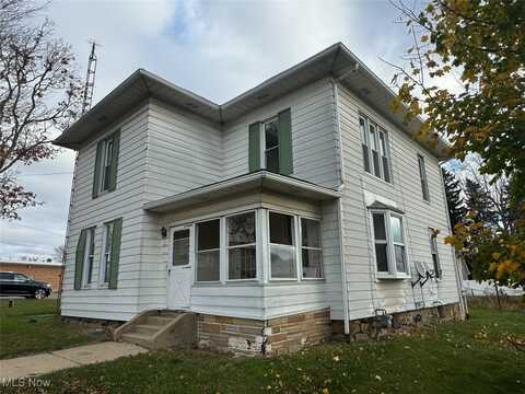 4390 Middle Street, Homeworth, OH 44634