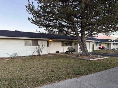 10443 Wright Avenue, Klamath Falls, OR 97603