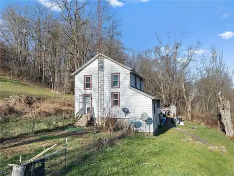 3060 Bark Road, Magnolia, OH 44643