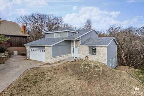 720 Sunshine Court, Junction City, KS 66441