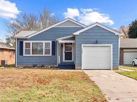 1942 S Dewey Avenue, Bartlesville, OK 74003