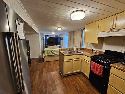15175 Stringfellow Rd, Bokeelia, FL 33922