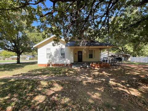 513 Comanche, Marlow, OK 73055