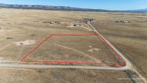 00 W Triumph Trail, Paulden, AZ 86334