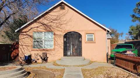 915 River St, Pueblo, CO 81001