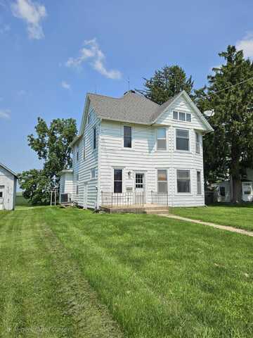 214 W Webster, APPLE RIVER, IL 61001