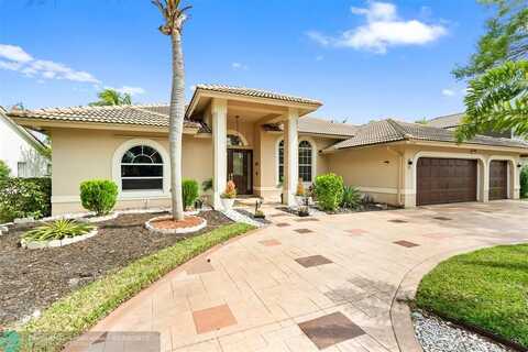 10719 NW 49th Mnr, Coral Springs, FL 33076
