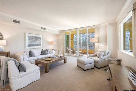 2738 Tiburon, NAPLES, FL 34109