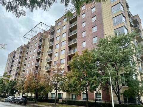 100 N Hermitage Avenue, Chicago, IL 60612