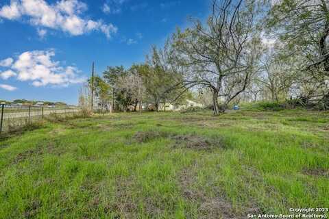 17770 Interstate 35, Lytle, TX 78052