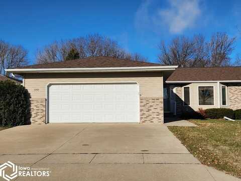 2212 14th Avenue N, Clear Lake, IA 50428