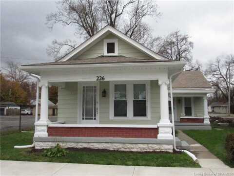 226 E Montgomery Avenue, Clarksville, IN 47129