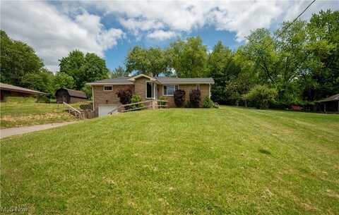 16684 Valley Drive, East Liverpool, OH 43920