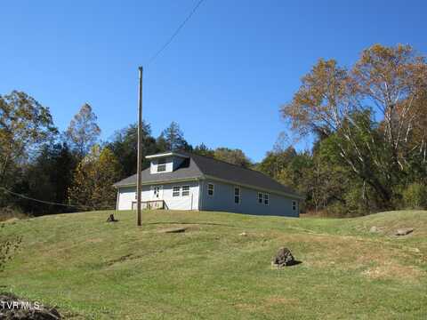 777 Possum Hollow Road, Rose Hill, VA 24281