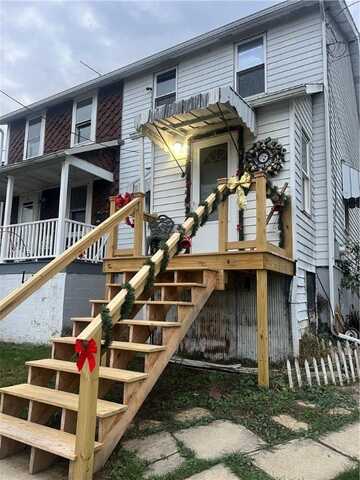 19 & 21 6th St, Centerville, PA 15368