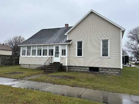 601 West Oldfield Street, Alpena, MI 49707