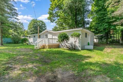 1676 Springwood Avenue, Gaylord, MI 49735