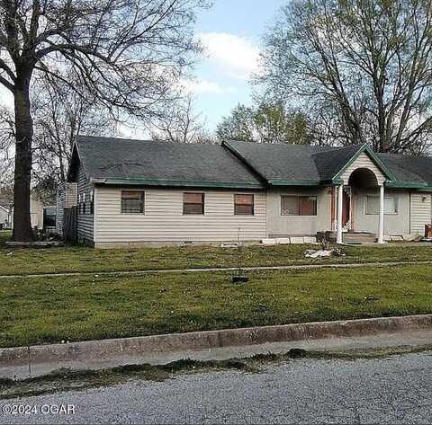 318 N Magnolia Avenue, Columbus, KS 66725