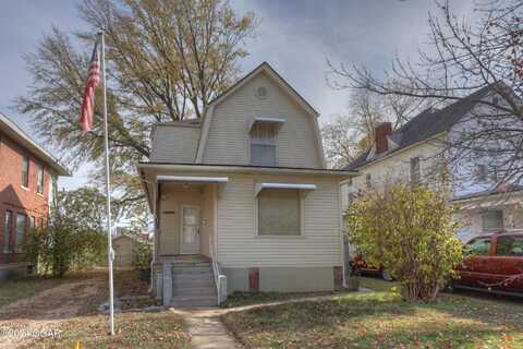 707 S Sergeant Avenue, Joplin, MO 64801