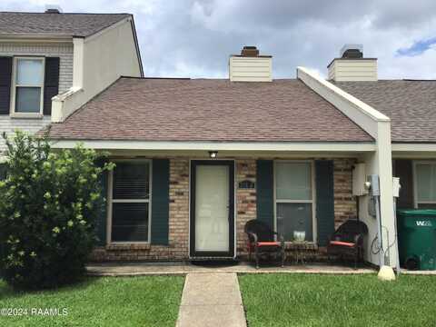 210 Long Plantation Boulevard, Lafayette, LA 70508