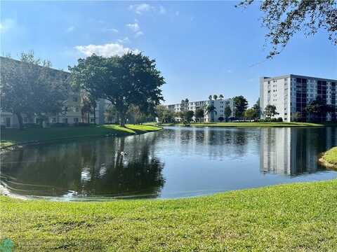 2216 N Cypress Bend Dr, Pompano Beach, FL 33069