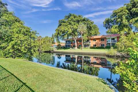 97 NE 17 Ct, Fort Lauderdale, FL 33305