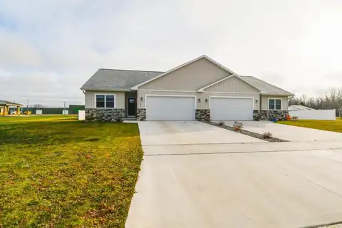 872 RED HAWK Drive, PULASKI, WI 54162