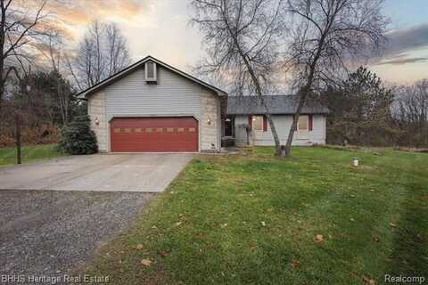 5904 W ALLEN Road, Fowlerville, MI 48836