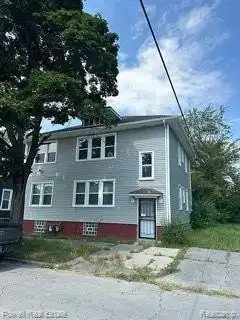 6315 E Garfield Street, Detroit, MI 48207