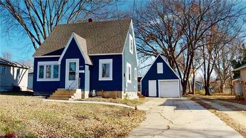 1305 St John Avenue, Albert Lea, MN 56007