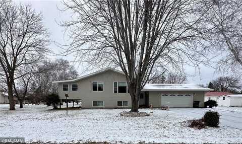 115 6th Street SW, Melrose, MN 56352