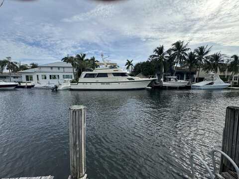 3348 NE 29th Avenue, Lighthouse Point, FL 33064
