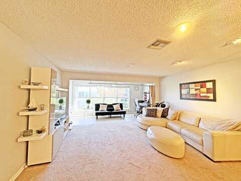 1681 NW 20th Avenue, Delray Beach, FL 33445