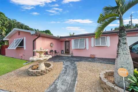 121 W Arch Drive, Lake Worth, FL 33467