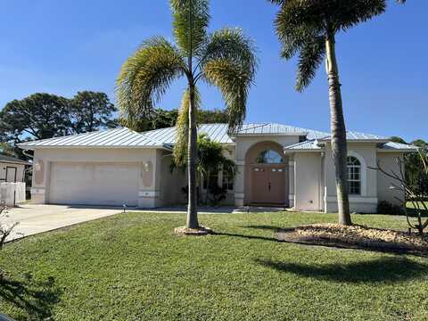 1818 SE Camden Street, Port Saint Lucie, FL 34952